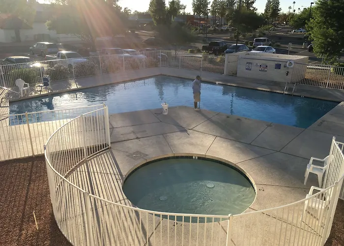 Inn Premier Metro Phoenix